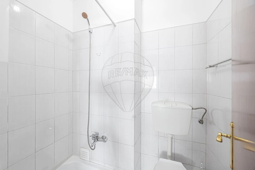 Apartamento T3 para Venda em Vimeiro Foto 11
