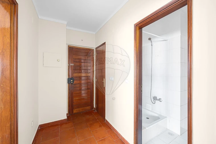 Apartamento T3 para Venda em Vimeiro Foto 10