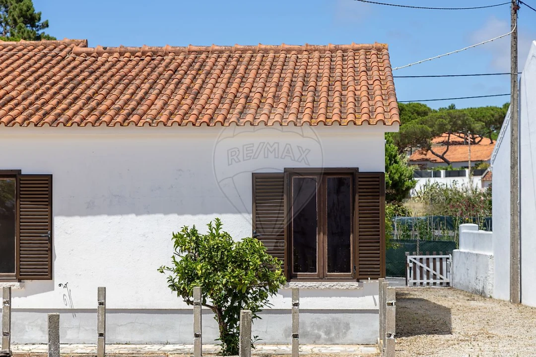Moradia T3 para Venda em Colares Foto 2