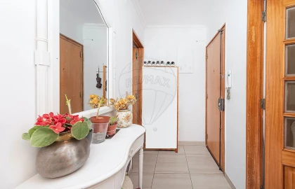 Apartamento T2 para Venda em Odivelas