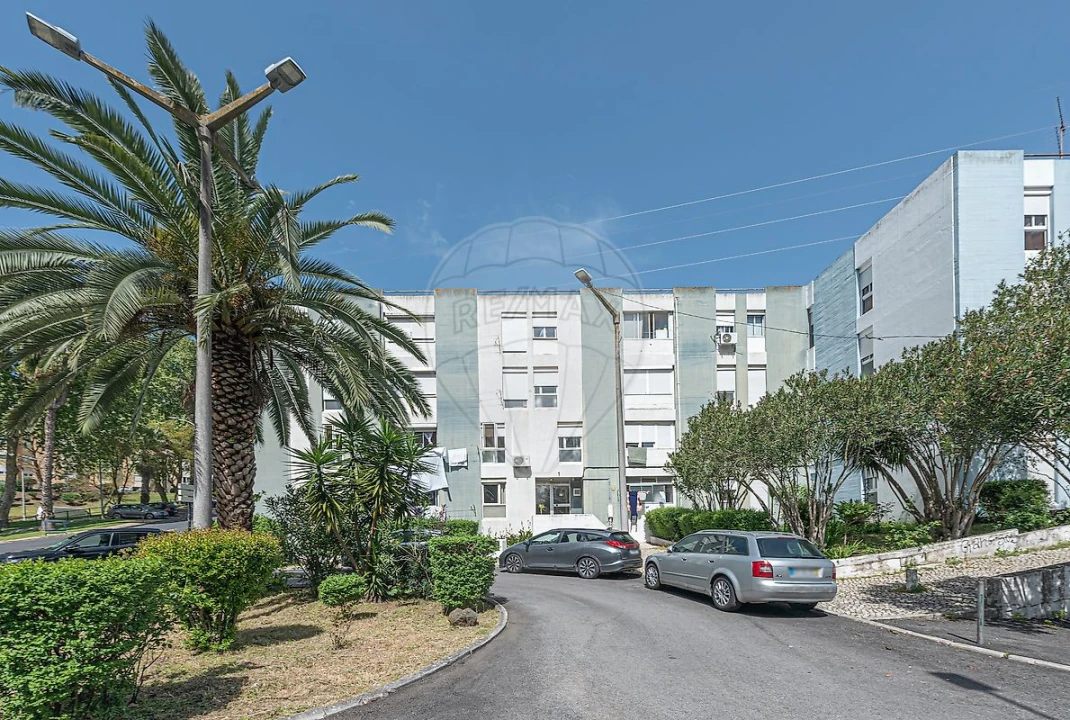 Apartamento T2 para Venda em Odivelas Foto 17