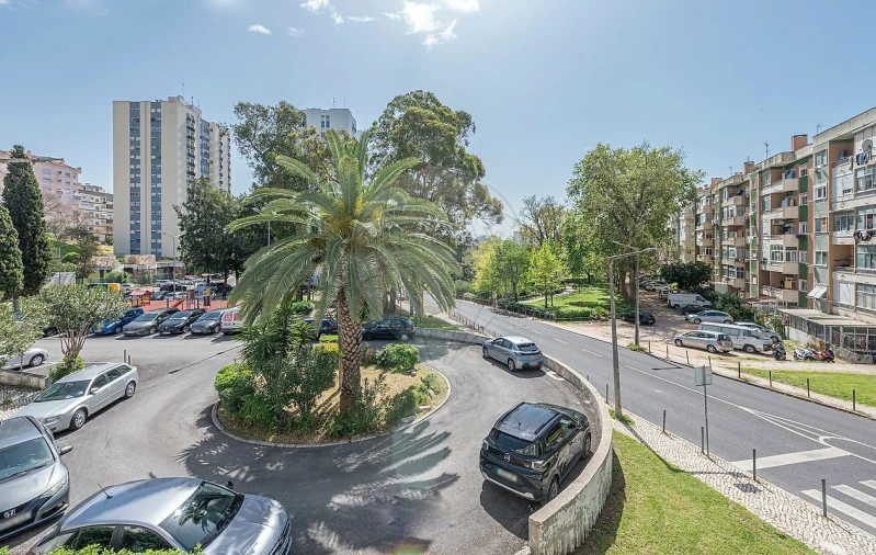 Apartamento T2 para Venda em Odivelas Foto 8