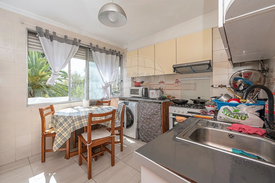 Apartamento T2 para Venda em Odivelas Foto 15