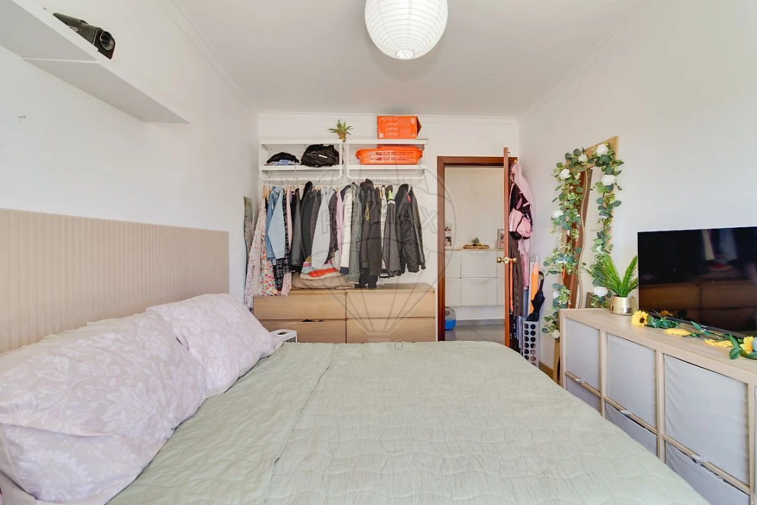 Apartamento T2 para Venda em Vialonga Foto 9