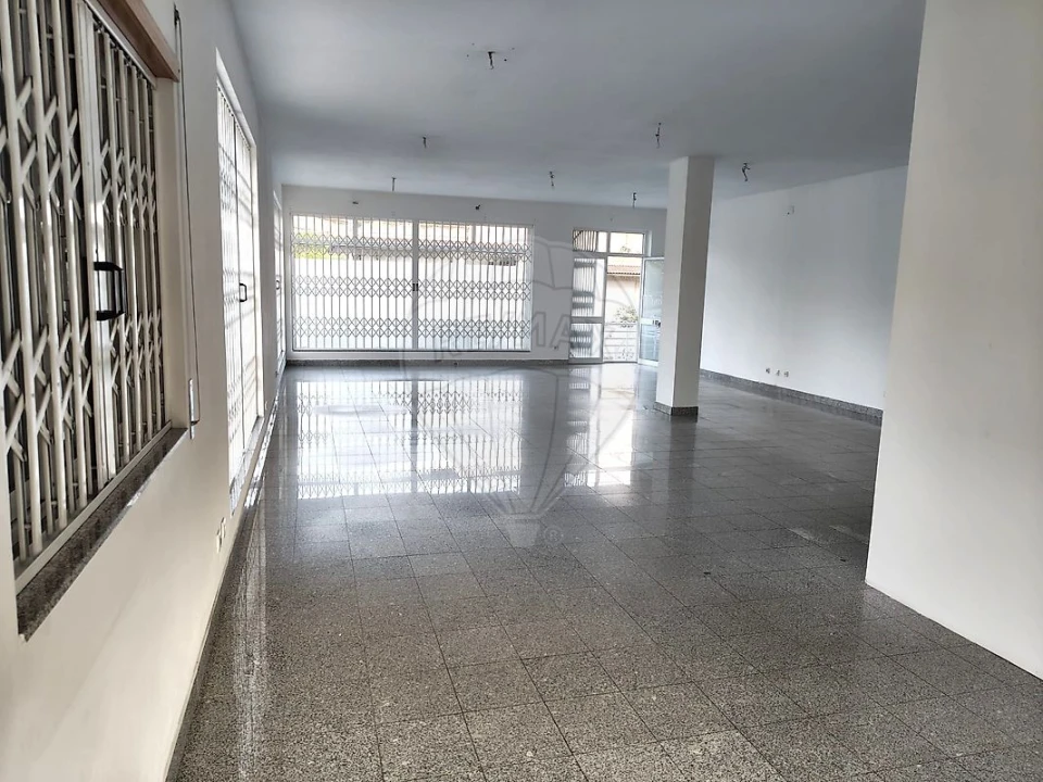 Loja para Arrendamento em Vila Chã, Codal e Vila Cova de Perrinho Foto 9