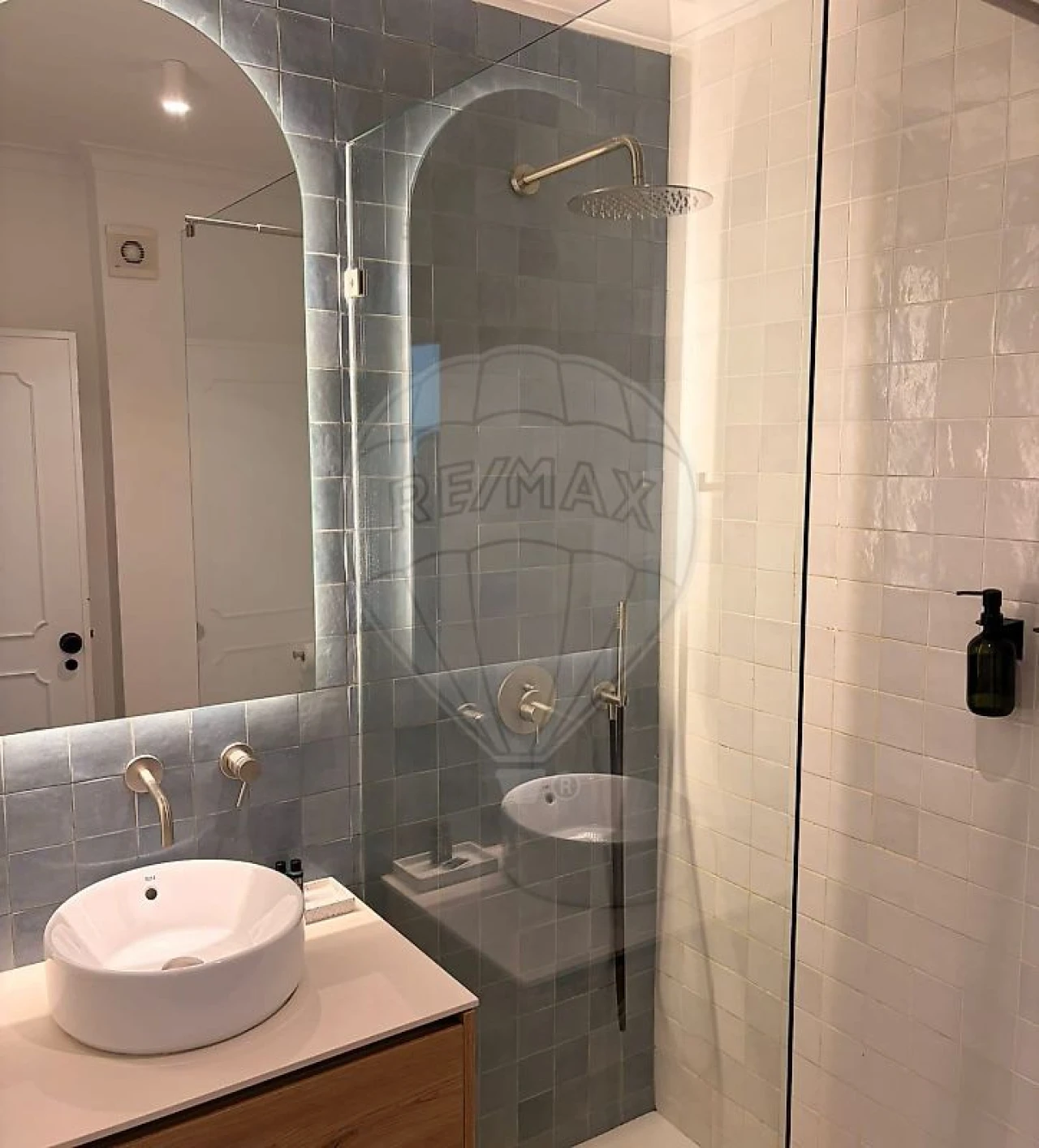 Apartamento T3 para Arrendamento em Carcavelos e Parede Foto 1