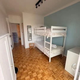 Apartamento T3 para Arrendamento em Carcavelos e Parede