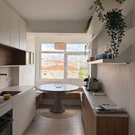 Apartamento T3 para Arrendamento em Carcavelos e Parede