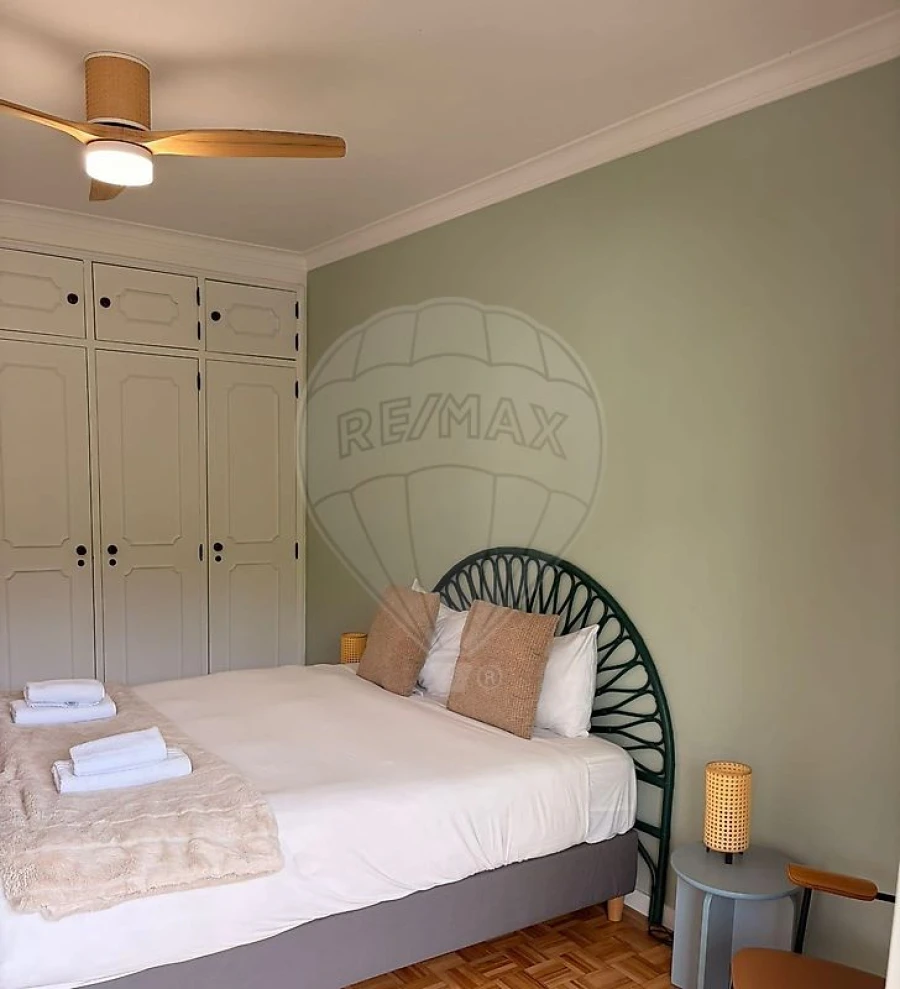 Apartamento T3 para Arrendamento em Carcavelos e Parede Foto 8