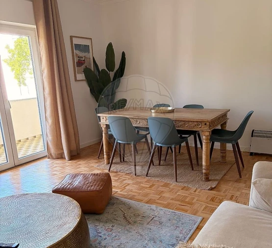 Apartamento T3 para Arrendamento em Carcavelos e Parede Foto 3