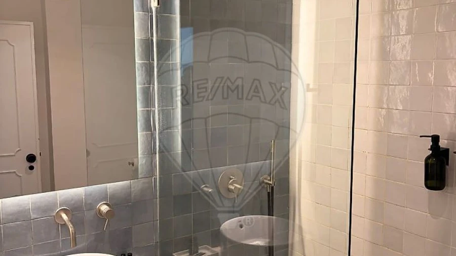 Apartamento T3 para Arrendamento em Carcavelos e Parede