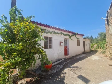 Moradia T2 para Venda em Carvoeiro