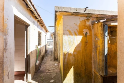 Moradia T2 para Venda em Arcozelo