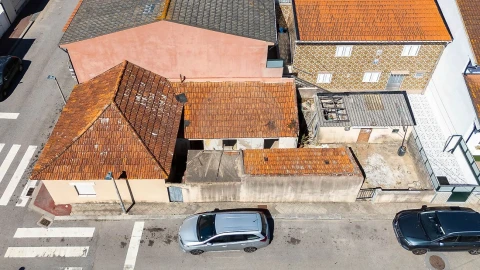 Moradia T2 para Venda em Arcozelo