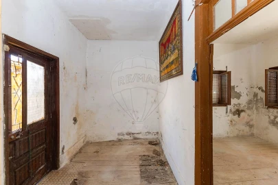 Moradia T2 para Venda em Arcozelo