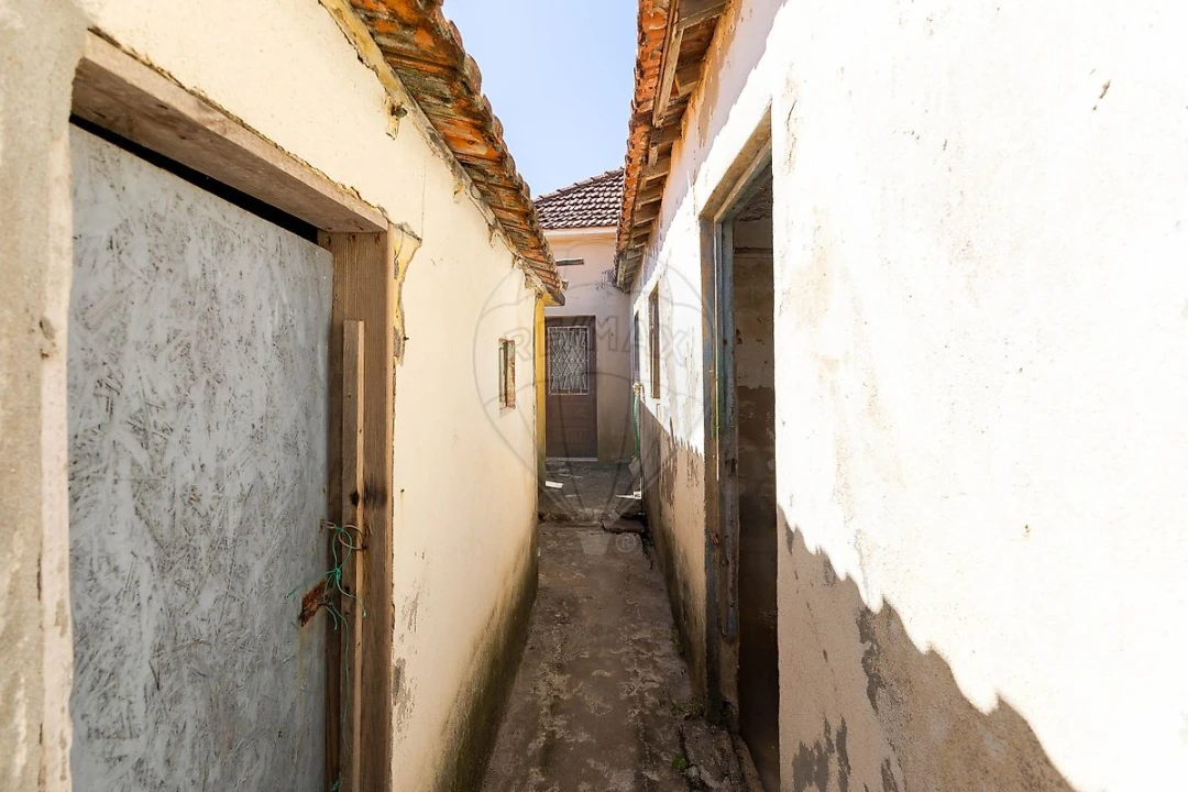 Moradia T2 para Venda em Arcozelo Foto 10