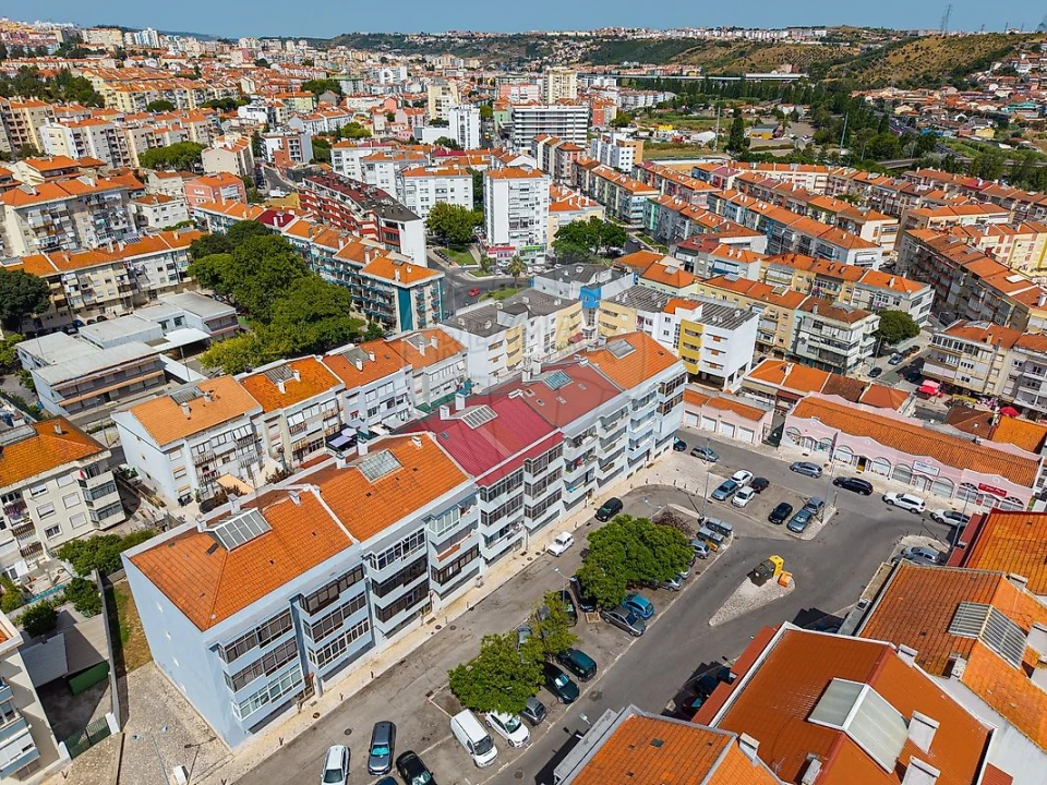 Apartamento T2 para Venda em Odivelas Foto 20
