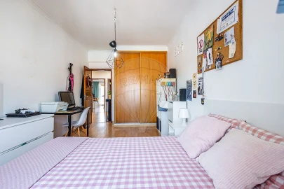 Apartamento T2 para Venda em Odivelas
