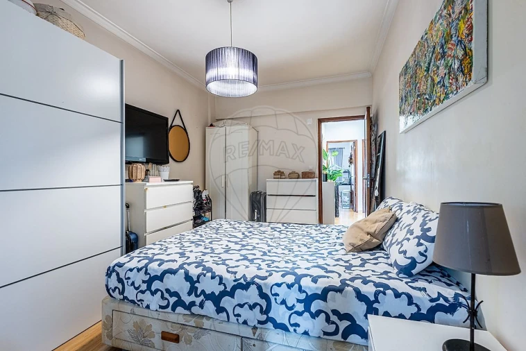 Apartamento T2 para Venda em Odivelas Foto 12