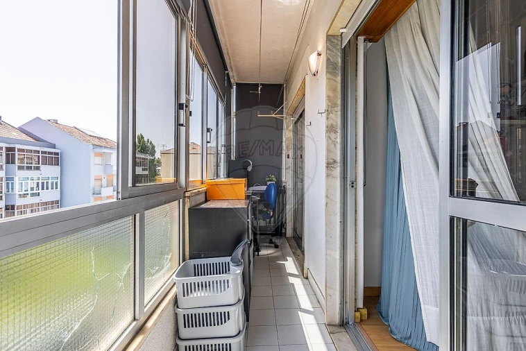 Apartamento T2 para Venda em Odivelas Foto 43