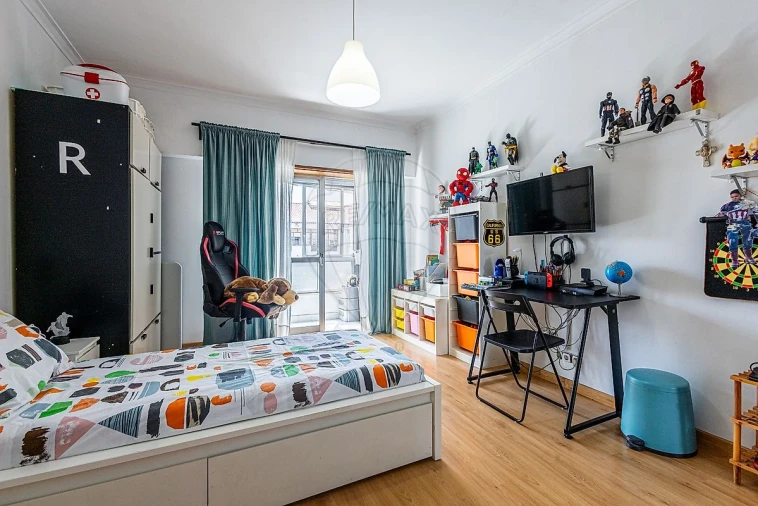 Apartamento T2 para Venda em Odivelas Foto 10
