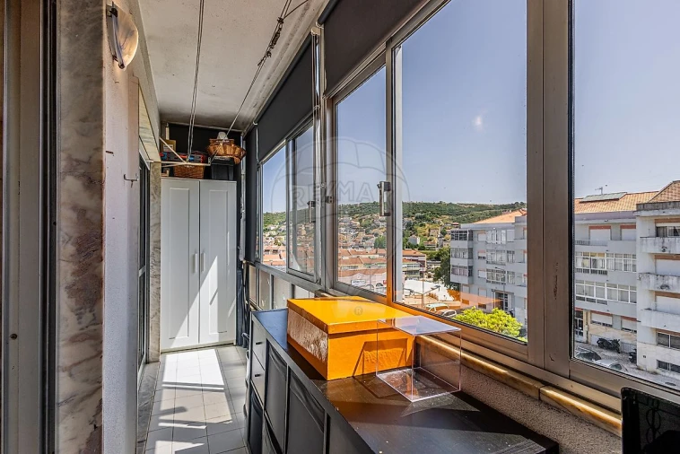 Apartamento T2 para Venda em Odivelas Foto 41