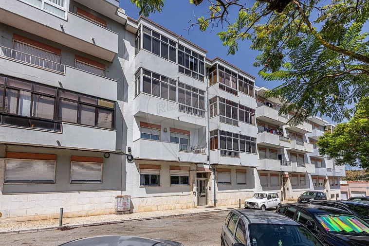 Apartamento T2 para Venda em Odivelas Foto 33