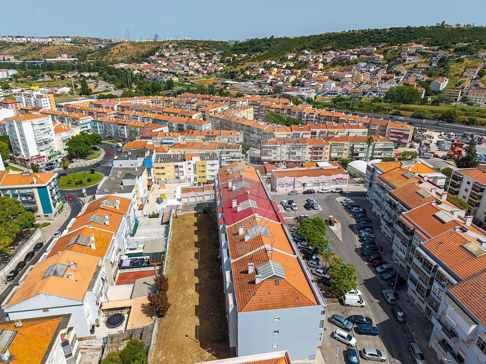 Apartamento T2 para Venda em Odivelas Foto 18