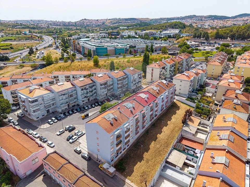 Apartamento T2 para Venda em Odivelas Foto 26
