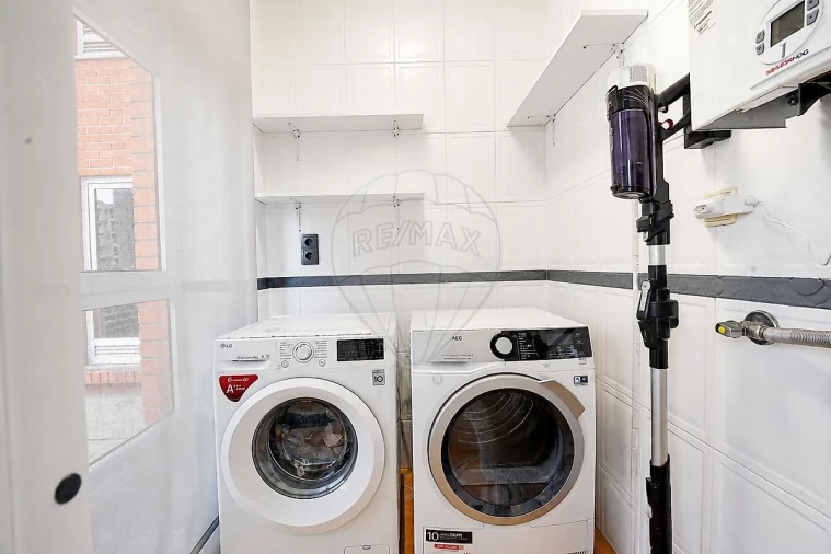 Apartamento T2 para Venda em Canidelo Foto 19