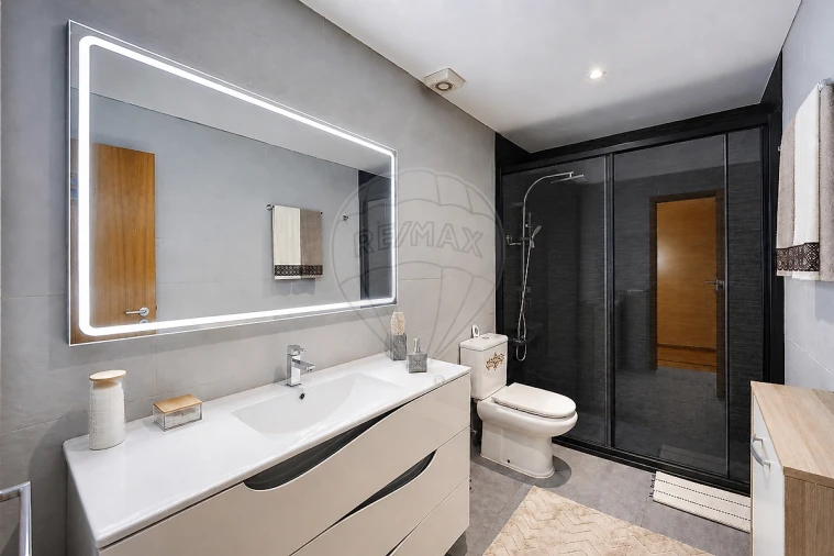 Apartamento T2 para Venda em Canidelo Foto 40