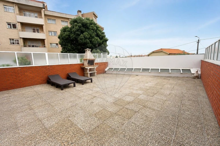 Apartamento T2 para Venda em Canidelo Foto 33