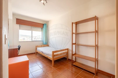 Apartamento T4 para Venda em Santo Antonio dos Olivais