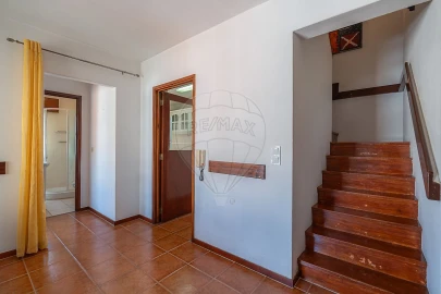 Apartamento T4 para Venda em Santo Antonio dos Olivais