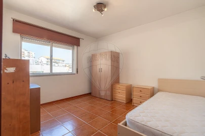 Apartamento T4 para Venda em Santo Antonio dos Olivais