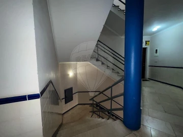 Apartamento T3 para Arrendamento em São João Baptista