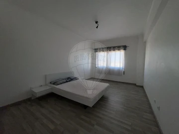 Apartamento T3 para Arrendamento em São João Baptista