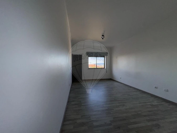 Apartamento T3 para Arrendamento em São João Baptista Foto 10