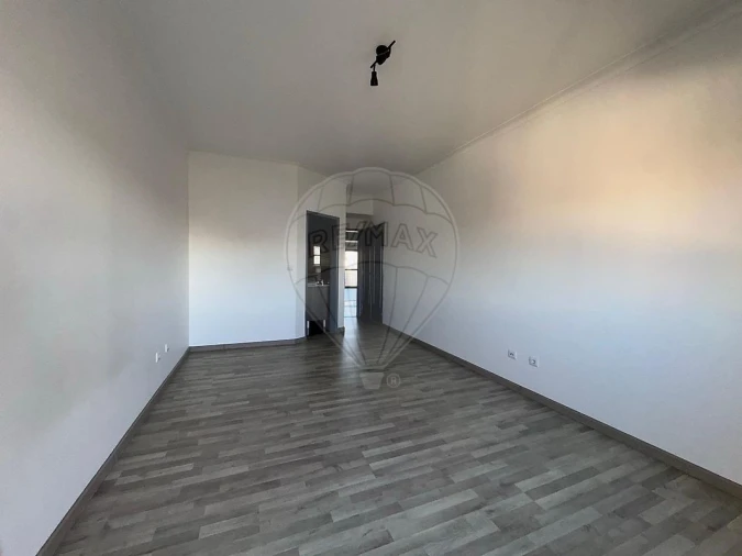 Apartamento T3 para Arrendamento em São João Baptista Foto 15