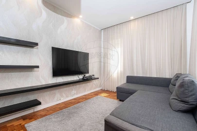 Apartamento T2 para Arrendamento em Olivais