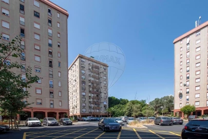 Apartamento T2 para Arrendamento em Olivais