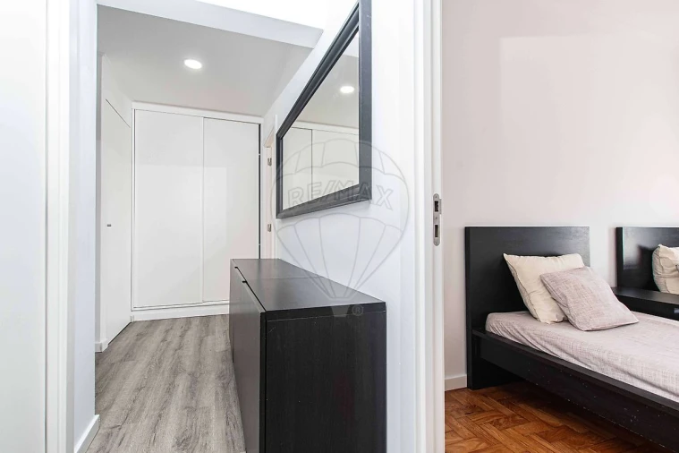 Apartamento T2 para Arrendamento em Olivais Foto 10