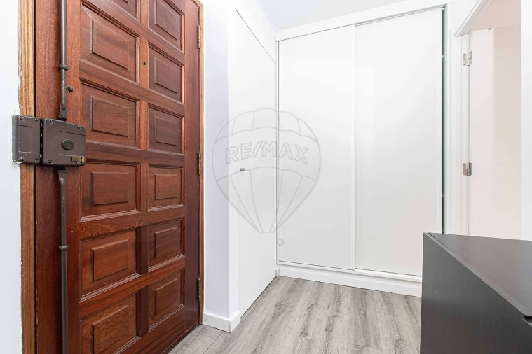 Apartamento T2 para Arrendamento em Olivais Foto 11
