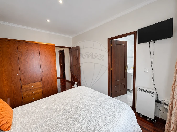Moradia T4 para Venda em Matosinhos e Leça da Palmeira Foto 18