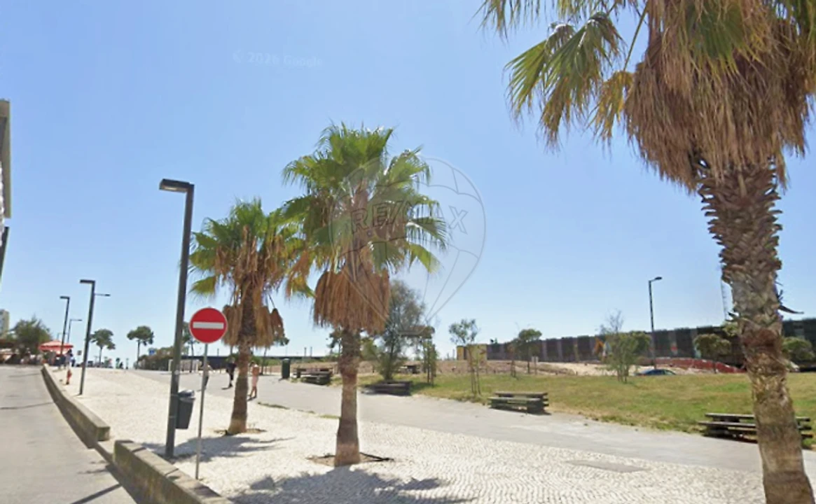 Apartamento T0 para Venda em Costa da Caparica Foto 7