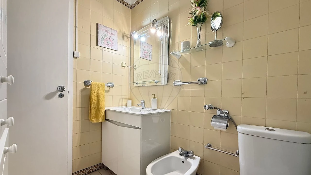 Apartamento para Venda em Costa da Caparica Foto 13