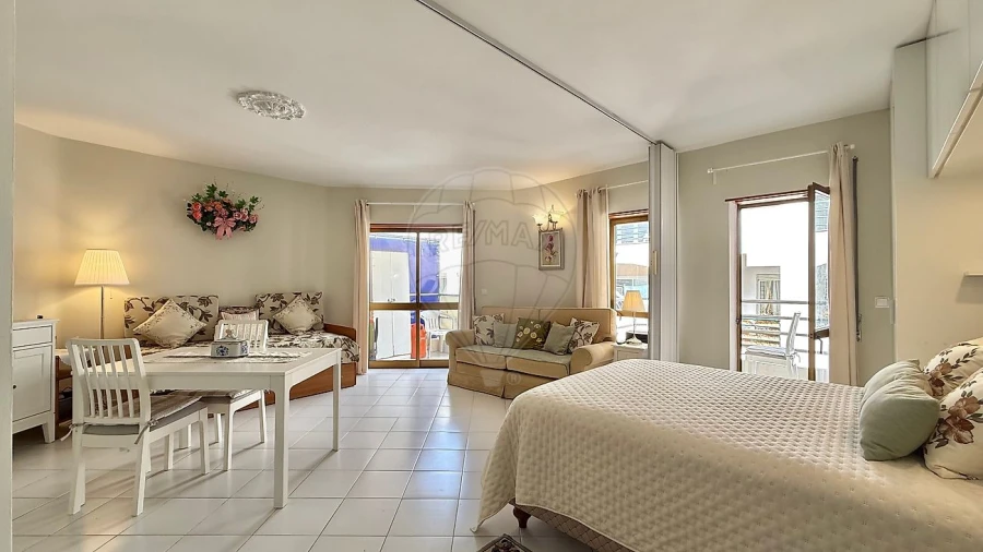 Apartamento para Venda em Costa da Caparica Foto 3