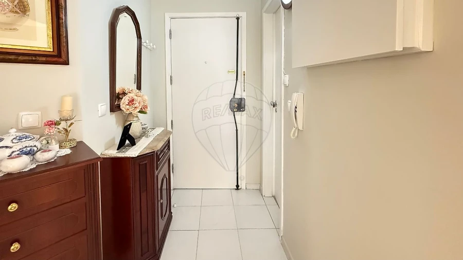 Apartamento para Venda em Costa da Caparica Foto 10