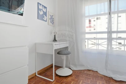 Apartamento T2 para Venda em Algueirão-Mem Martins