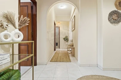 Apartamento T2 para Venda em Algueirão-Mem Martins